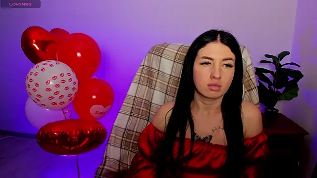 Snapshot of milanasky5 chatting on February 2026 04:03:02 PM milanasky5 online show from February 2026 04:03:02 PM