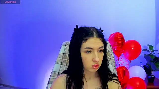 Snapshot of milanasky5 chatting on February 2026 01:23:01 PM milanasky5 online show from February 2026 01:23:01 PM