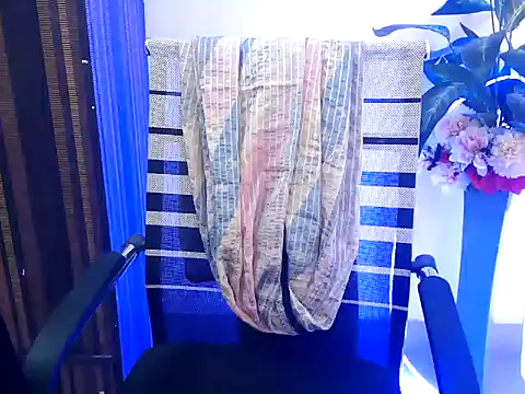 Snapshot of _chitranshi chatting on February 2026 05:48:02 AM chitranshi online show from February 2026 05:48:02 AM