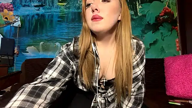 LeahSablea online show from February 2026 12:12:01 PM