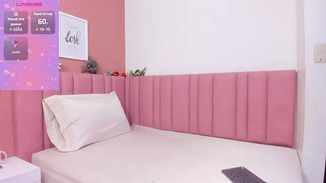 iris cuteface online show from July 2026 11:56:01 AM