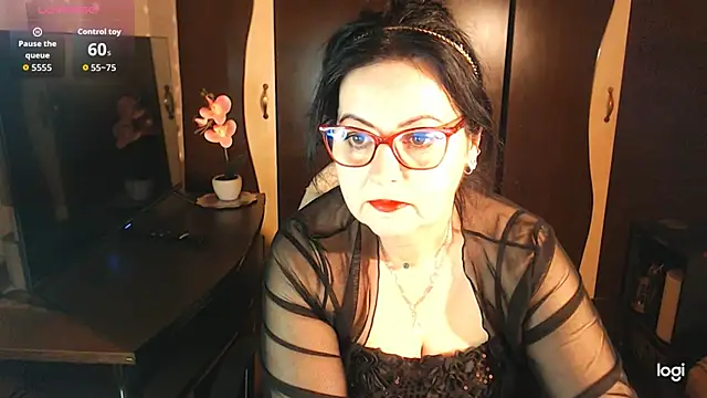 Snapshot of exiMIlf chatting on March 2026 04:35:02 PM exiMIlf online show from March 2026 04:35:02 PM