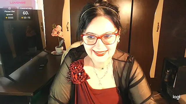 Snapshot of exiMIlf chatting on April 2026 01:20:02 PM exiMIlf online show from April 2026 01:20:02 PM