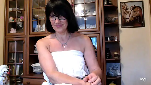 Vlastelina online show from July 2026 01:39:02 PM