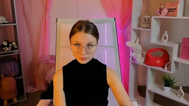 ElliFrankenweenie online show from February 2026 09:19:01 AM