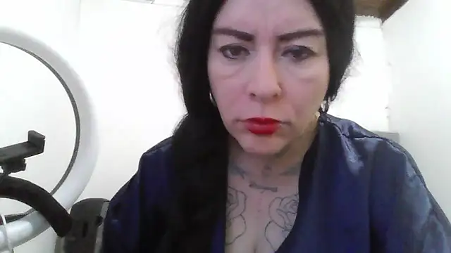 mia vantt online show from March 2026 12:50:02 PM