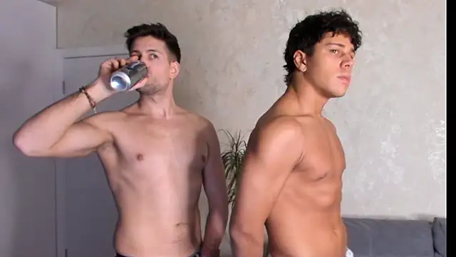 Snapshot of alexflexxx chatting on February 2026 05:35:01 PM alexflexxx online show from February 2026 05:35:01 PM