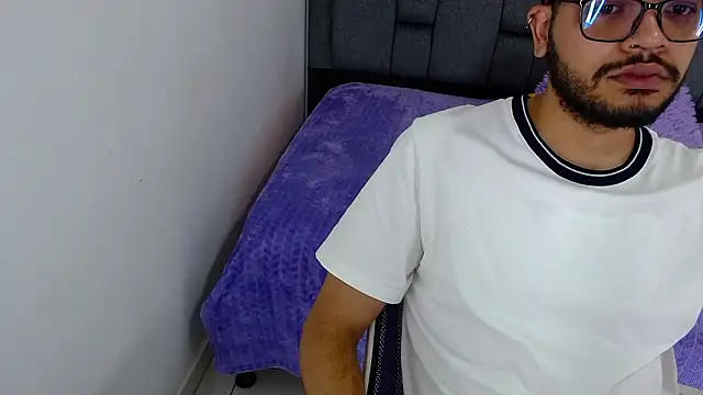 Snapshot of J_black_ chatting on February 2026 09:00:02 PM J black online show from February 2026 09:00:02 PM