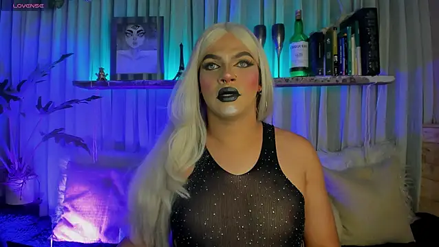 Snapshot of Miss-liaa chatting on February 2026 11:55:02 PM Miss-liaa online show from February 2026 11:55:02 PM