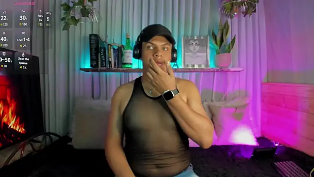 Snapshot of Miss-liaa chatting on March 2026 03:03:02 PM Miss-liaa online show from March 2026 03:03:02 PM