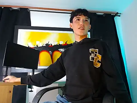 Snapshot of jullian_ricci chatting on March 2026 07:54:01 PM jullian ricci online show from March 2026 07:54:01 PM