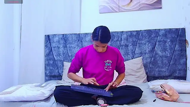 MelanyStone  online show from April 2026 10:52:02 AM