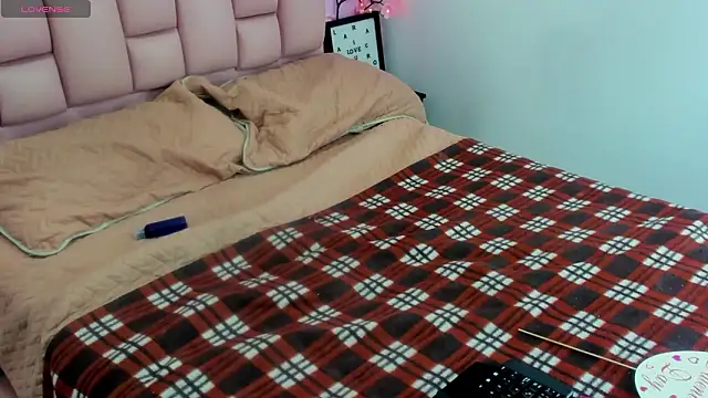 emma cg online show from March 2026 05:28:02 PM