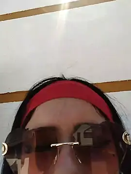 Snapshot of emma_cg chatting on June 2026 04:08:02 PM emma cg online show from June 2026 04:08:02 PM
