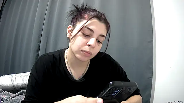 Snapshot of violetazein7 chatting on May 2026 12:18:01 AM violetazein7 online show from May 2026 12:18:01 AM