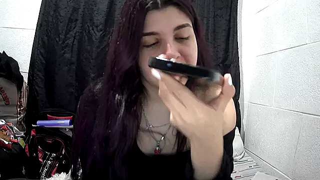Snapshot of violetazein7 chatting on July 2026 12:13:01 AM violetazein7 online show from July 2026 12:13:01 AM
