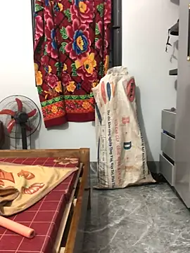 Snapshot of newbaby1 chatting on February 2026 01:08:02 PM newbaby1 online show from February 2026 01:08:02 PM