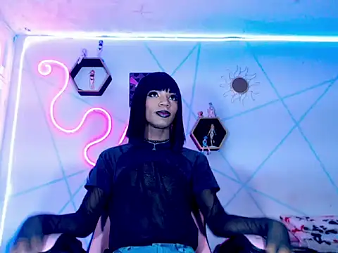 Violeta R  online show from February 2026 07:43:02 PM