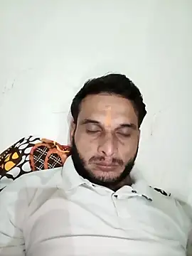 Beinghorny83 online show from March 2026 06:06:01 AM