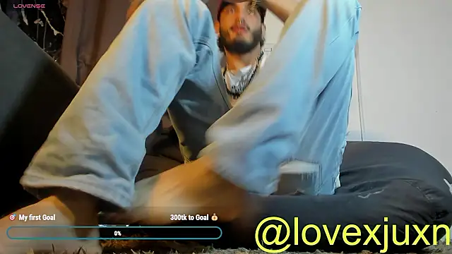 LovexJuxn8 online show from March 2026 09:20:01 PM