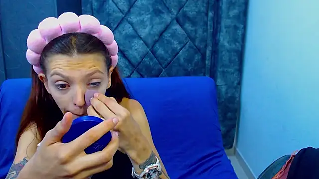 Snapshot of barby_jones25 chatting on February 2026 11:29:02 AM barby jones25 online show from February 2026 11:29:02 AM