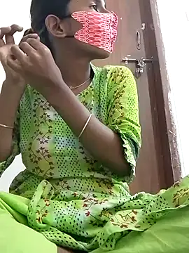 Snapshot of Sexy_Boudi650 chatting on February 2026 02:05:01 PM Sexy Boudi650 online show from February 2026 02:05:01 PM