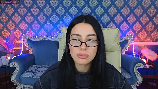 Snapshot of Twix_Ten chatting on February 2026 01:42:01 PM Twix Ten online show from February 2026 01:42:01 PM