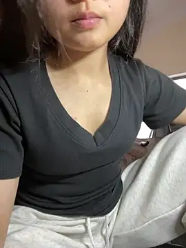 Snapshot of zhaoshangliu chatting on February 2026 07:50:01 AM zhaoshangliu online show from February 2026 07:50:01 AM