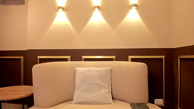 Snapshot of ZiaCarter_ chatting on February 2026 03:25:02 AM ZiaCarter online show from February 2026 03:25:02 AM