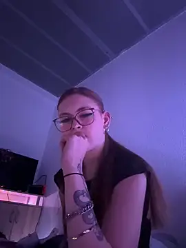 Milli-Kiss online show from March 2026 07:06:02 PM