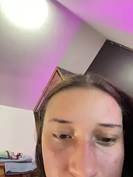 candy deluxe online show from May 2026 11:34:04 PM