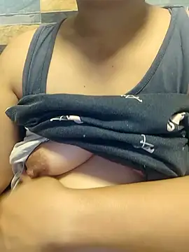 Snapshot of squirtshantal chatting on February 2026 11:20:02 PM squirtshantal online show from February 2026 11:20:02 PM