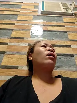 Snapshot of squirtshantal chatting on February 2026 01:16:02 AM squirtshantal online show from February 2026 01:16:02 AM