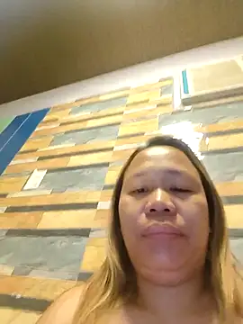 squirtshantal online show from April 2026 01:11:02 AM