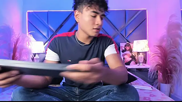 Bastixvontade online show from April 2026 10:27:01 PM