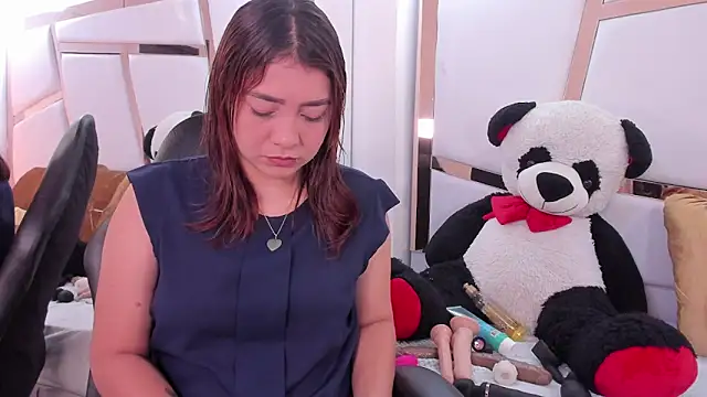 antonella moon7 online show from April 2026 04:35:02 AM