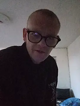 Chrisgay9 online show from July 2026 03:09:01 AM