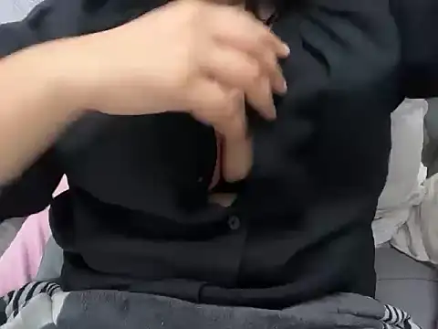 hugeindiantitties online show from February 2026 03:27:02 AM