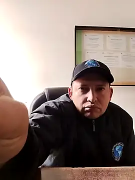 Hachi28 online show from March 2026 07:17:01 PM