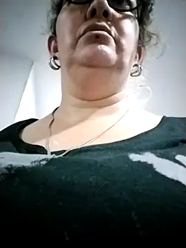  Saraqueen online show from March 2026 12:05:02 AM