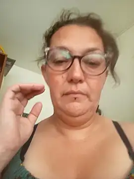  Saraqueen online show from March 2026 06:47:02 PM