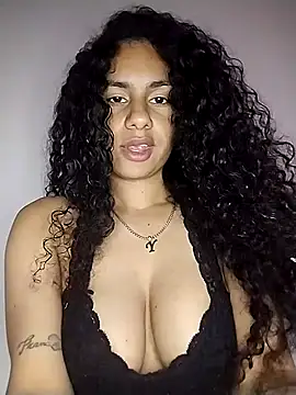 Snapshot of RizHoney chatting on February 2026 05:52:01 AM RizHoney online show from February 2026 05:52:01 AM