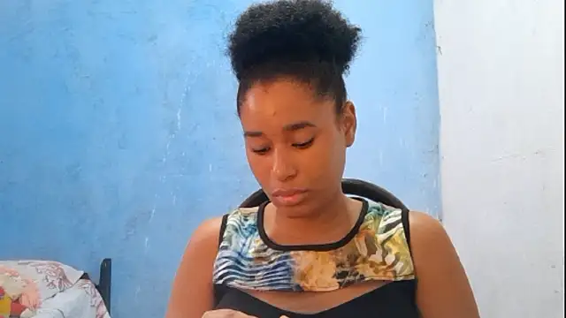 Snapshot of MadelynStamant chatting on February 2026 12:23:02 PM MadelynStamant online show from February 2026 12:23:02 PM