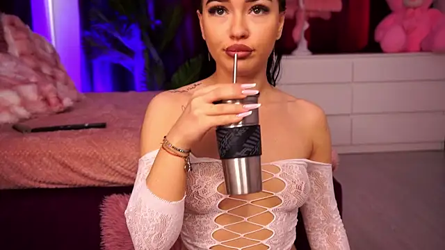 SashaLorrenz online show from April 2026 06:19:01 AM