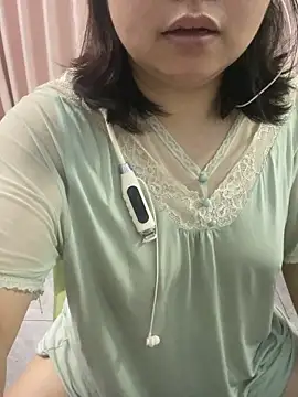 Snapshot of XIAXIA66 chatting on February 2026 05:21:01 PM XIAXIA66 online show from February 2026 05:21:01 PM