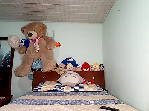 Elii petit online show from April 2026 03:09:02 PM