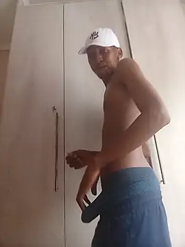 Snapshot of Leroyhotess chatting on February 2026 08:32:02 AM Leroyhotess online show from February 2026 08:32:02 AM