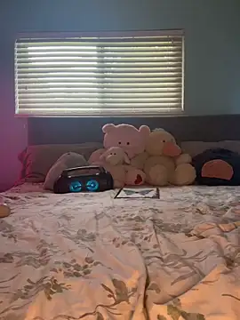 daniella monroe online show from April 2026 07:37:02 PM