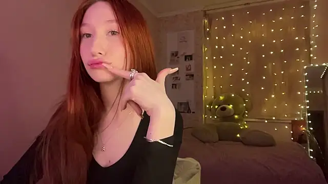 Snapshot of stella_foxi chatting on February 2026 04:27:02 PM stella foxi online show from February 2026 04:27:02 PM