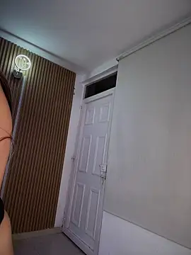 mia-rodrigues online show from February 2026 04:19:02 AM